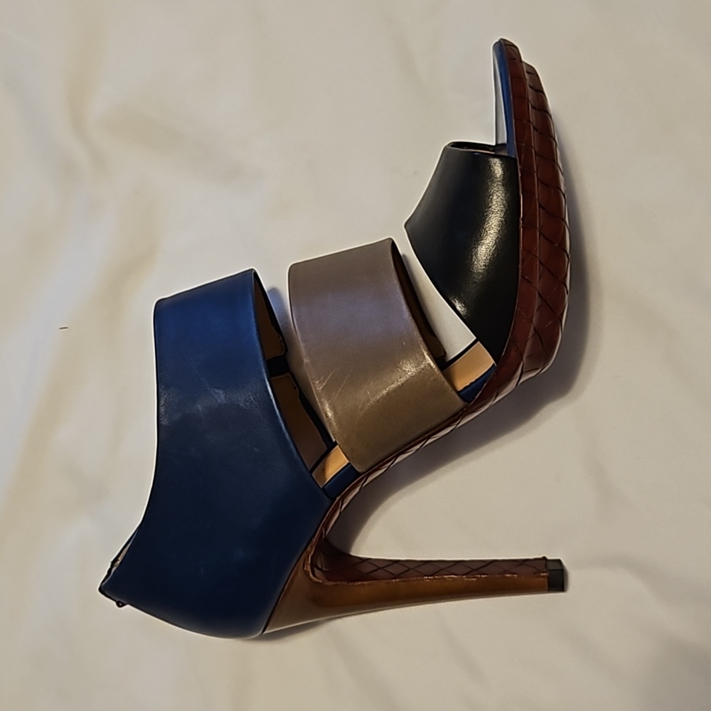 Bottega Veneta heels size 38.